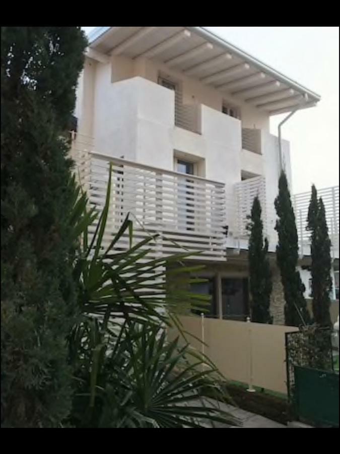 Antonella Gardalake 2 Desenzano del Garda Zewnętrze zdjęcie